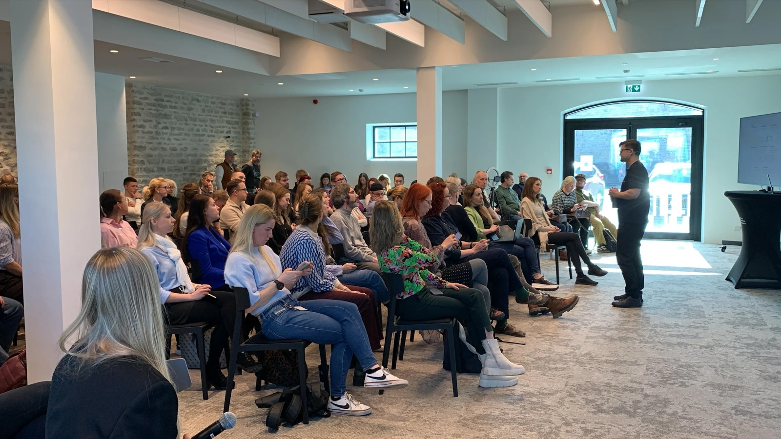 Tallinn Entrepreneurship Incubator workshop on AI visibility